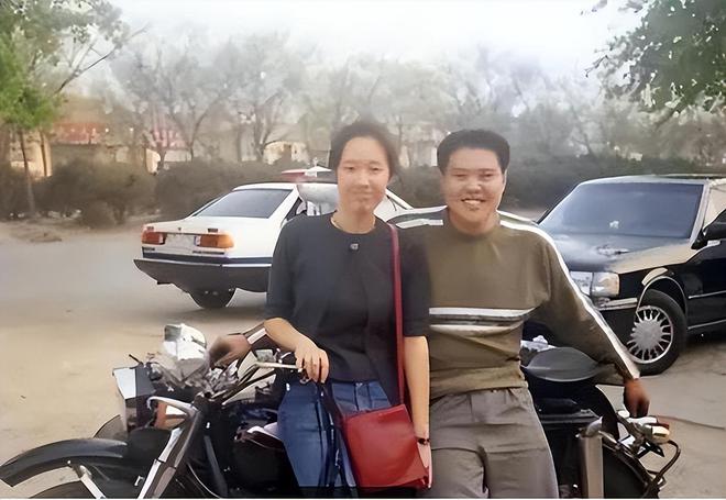 真人娱乐-“最会玩”的夫妻：卖光北京家产周游世界8年后回家发现竟赚2亿(图3)